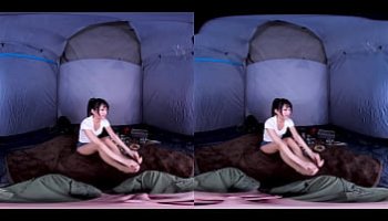 jeune nue gros seins