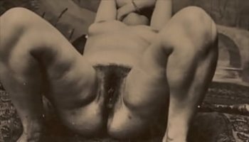 une jeune fillequi fait l amour avec un garcon de 10 as