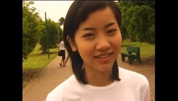 jeune fils baise sa mere