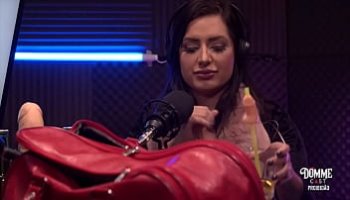 des fille qui joue avec la chat gratuit