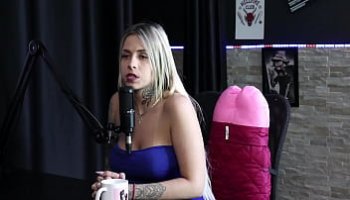 vielle femme et bitte geante