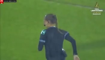 bgbstretching skylar out